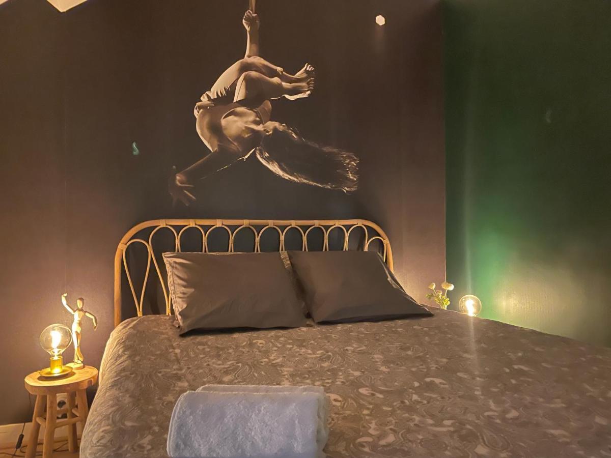 El Circo Gambetta,Sublime Suite Balneo Hypercentre Epernay Exterior photo
